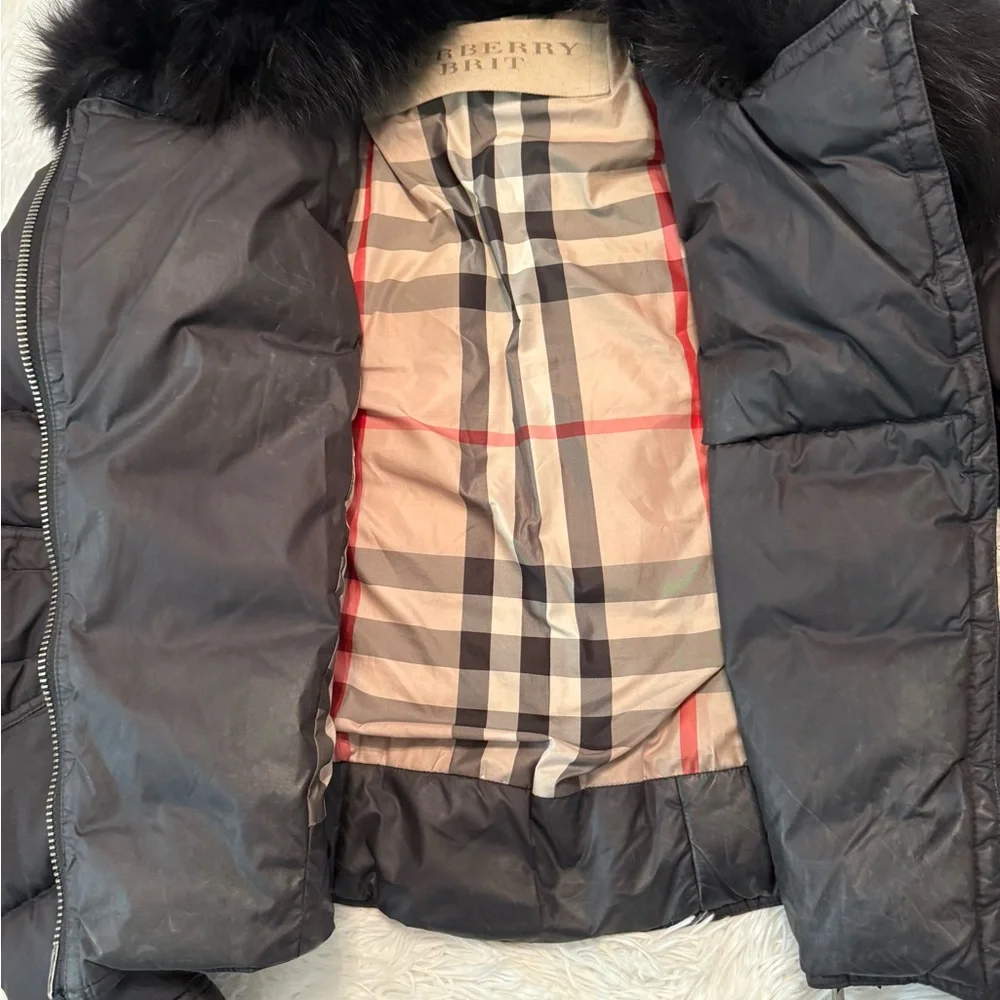 🎉HP🎉Burberry Black Down Puffer Jacket with Removable Fur Collar - Picture 10 of 16
